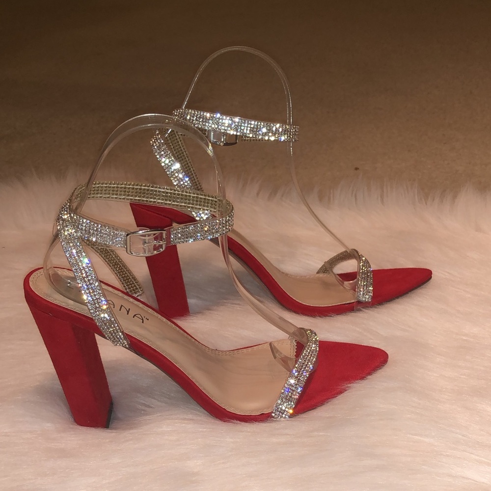 Red heel - Picture 2 of 3